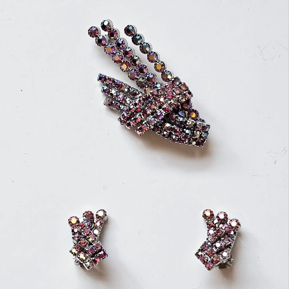 Elegant Silver and Purple Crystal Brooch Set